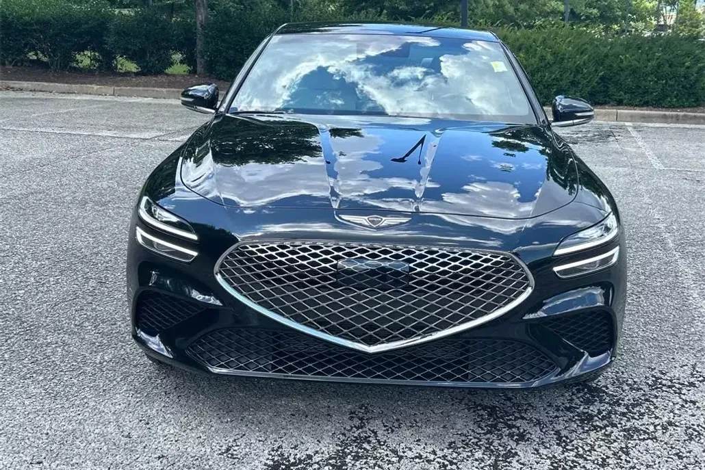 2025 Genesis G70 2.5T photo 1
