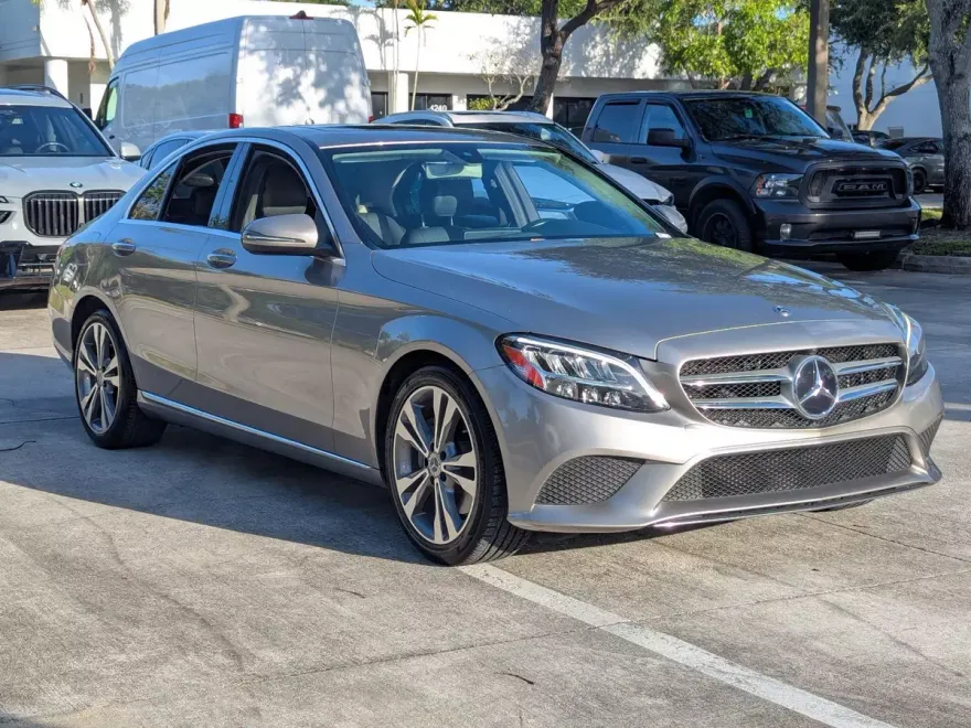 2019 Mercedes Benz C 300 Sedan photo 1