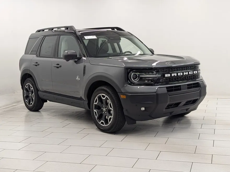 2025 Ford Bronco Sport Outer Banks photo 1
