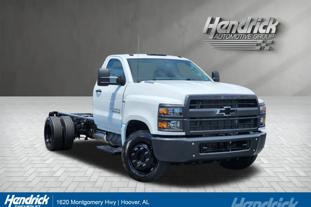 2024 Chevrolet Silverado 5500HD Work Truck photo 1