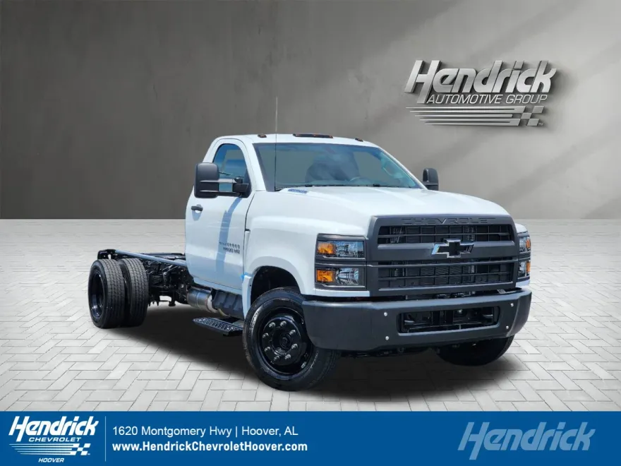 2024 Chevrolet Silverado 5500HD Work Truck photo 1