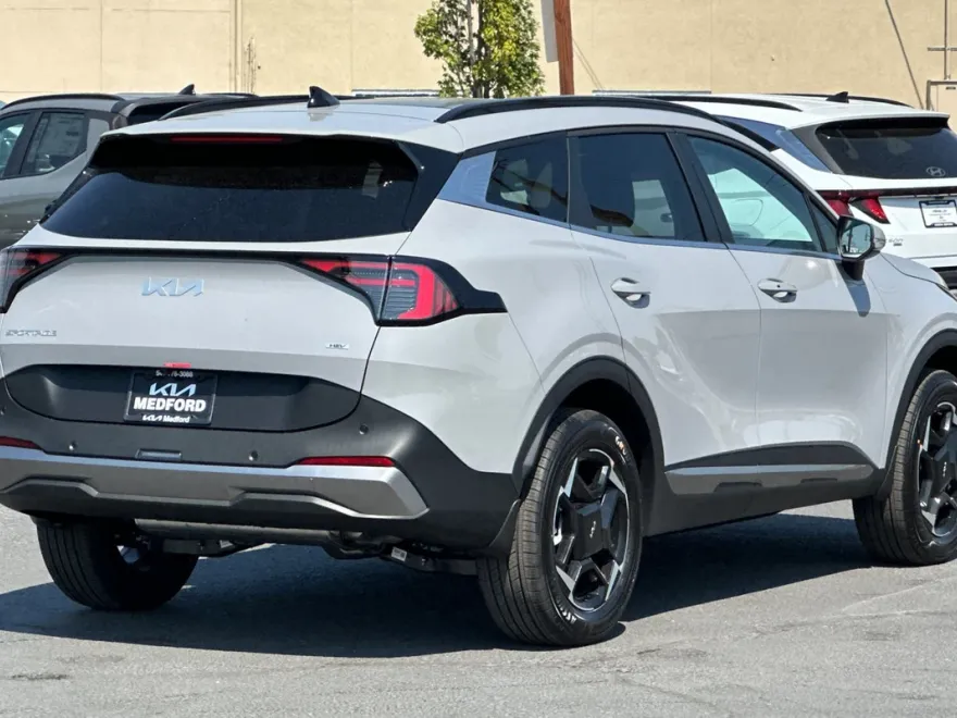 2026 Kia Sportage Hybrid EX photo 1