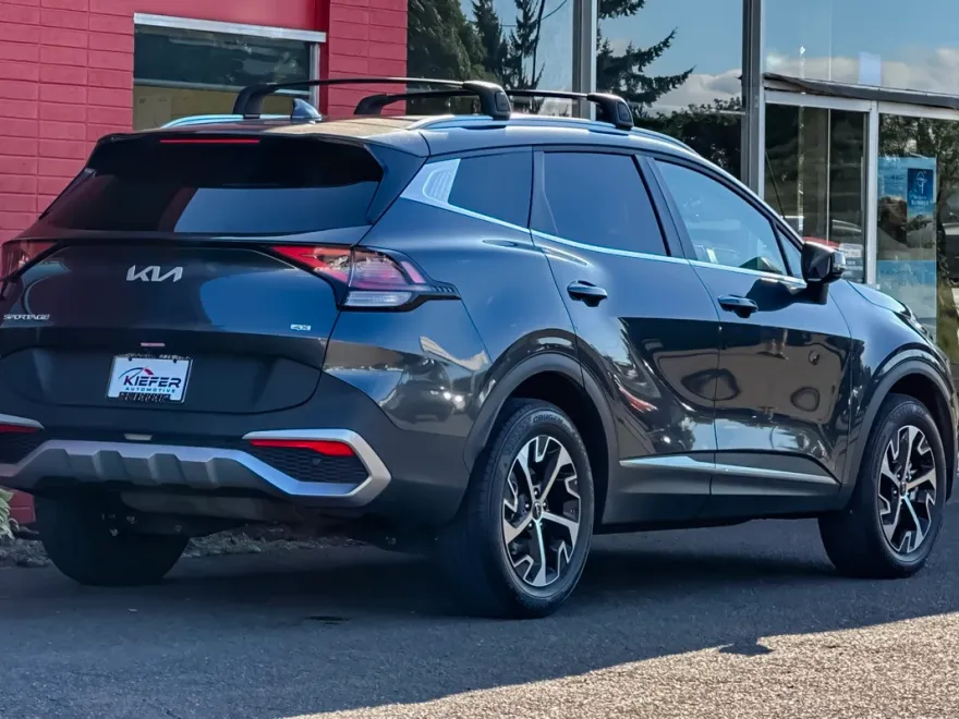 2024 Kia Sportage EX photo 1
