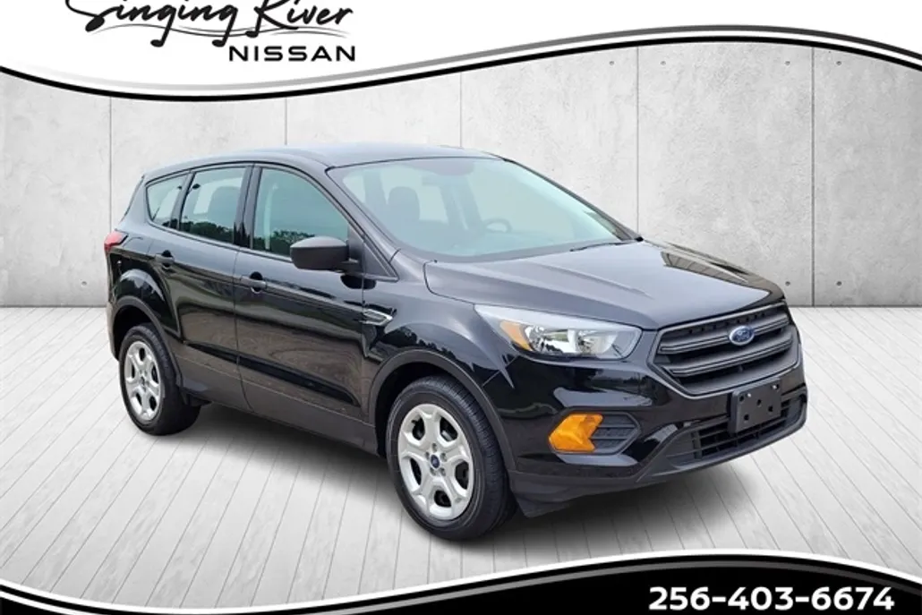 2019 Ford Escape S photo 1