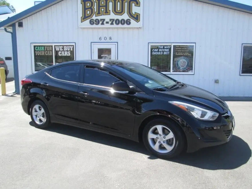 2014 Hyundai Elantra SE photo 1