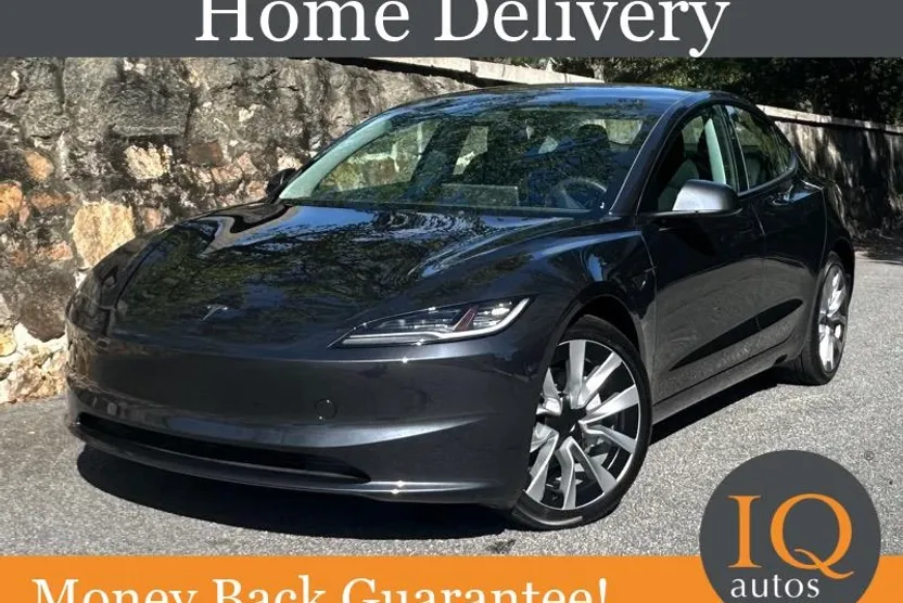 2024 Tesla Model 3 Long Range photo 1