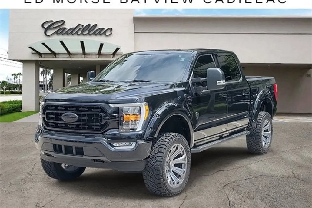 2023 Ford F-150 XLT photo 1