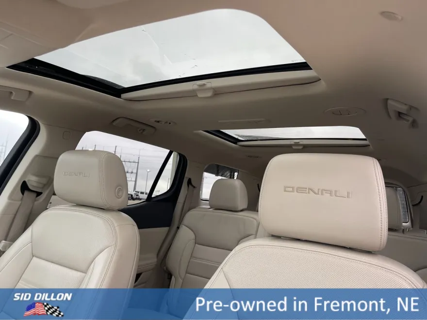 2021 Gmc Acadia Denali photo 1