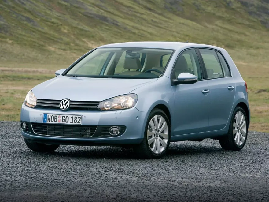 2012 Volkswagen Golf TDI photo 1