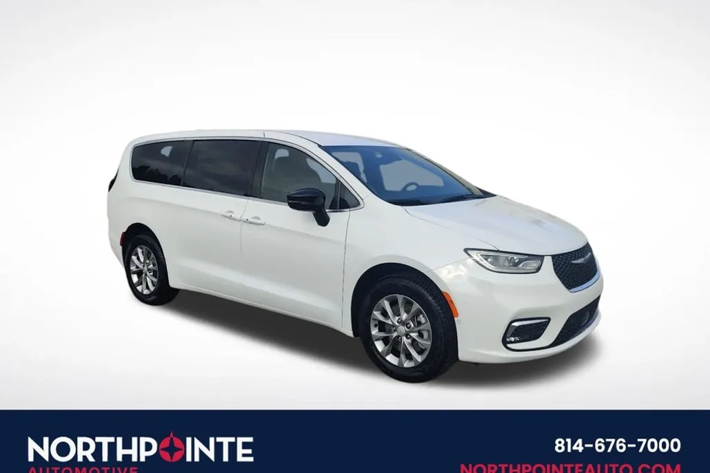 2026 Chrysler Pacifica photo 1