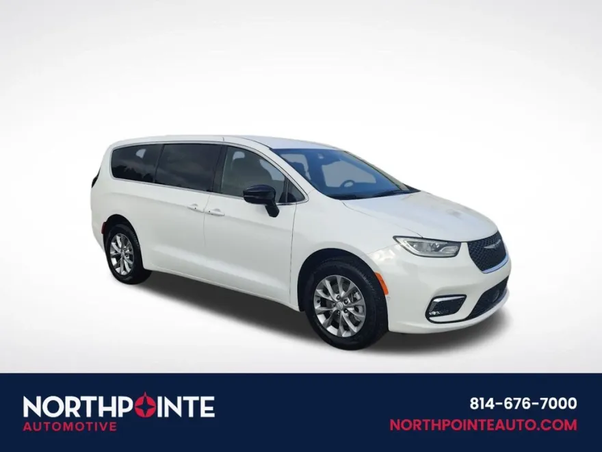 2026 Chrysler Pacifica photo 1