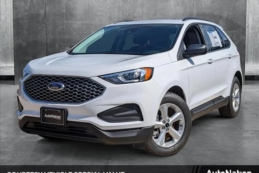 2024 Ford Edge SE photo 1