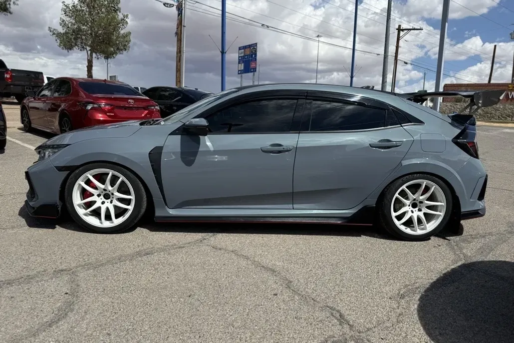 2021 Honda Civic Type R Touring photo 1