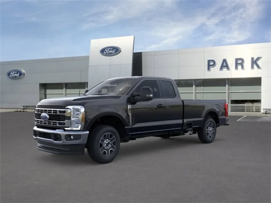 2025 Ford F-350 XLT photo 1