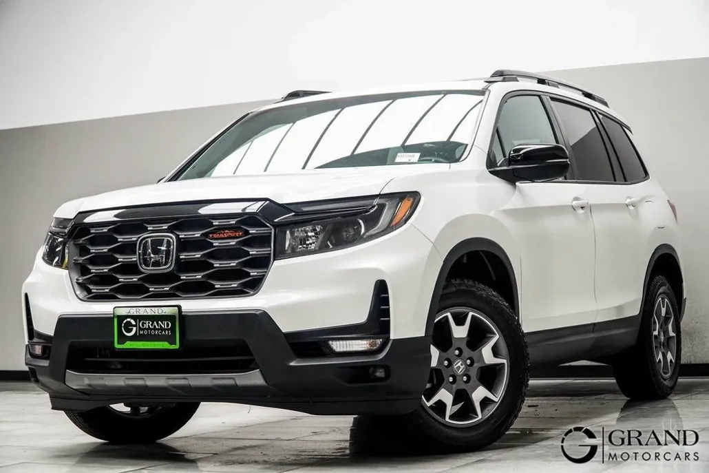 2022 Honda Passport TrailSport photo 1