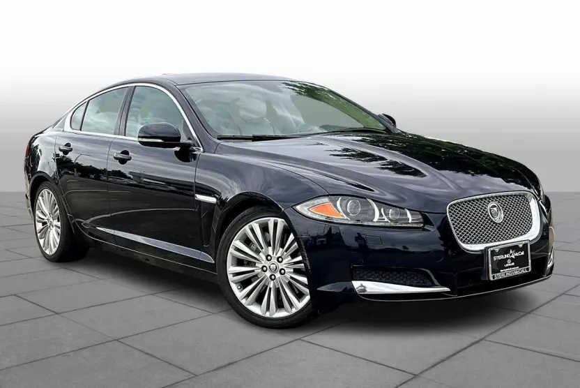 2012 Jaguar XF Portfolio photo 1