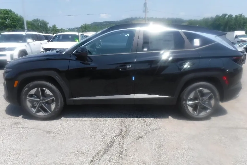 2025 Hyundai Tucson Hybrid SEL Convenience photo 1