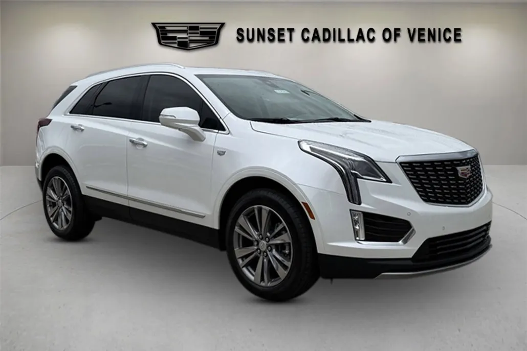 2025 Cadillac XT5 Premium Luxury photo 1