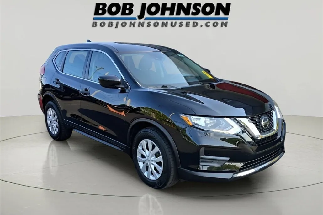 2019 Nissan Rogue S photo 1