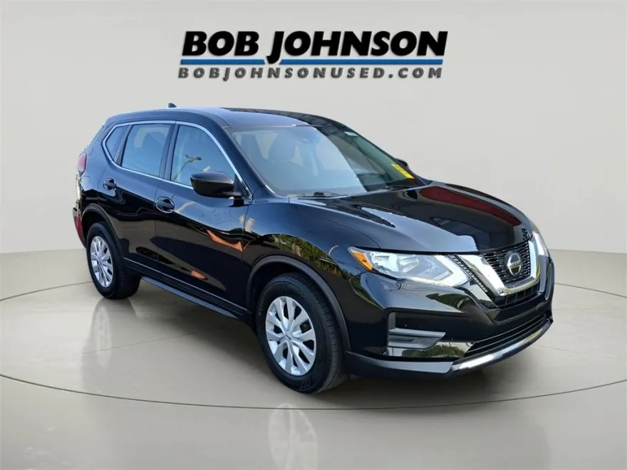 2019 Nissan Rogue S photo 1