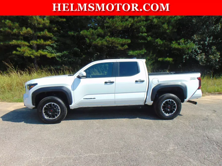 2024 Toyota Tacoma TRD photo 1