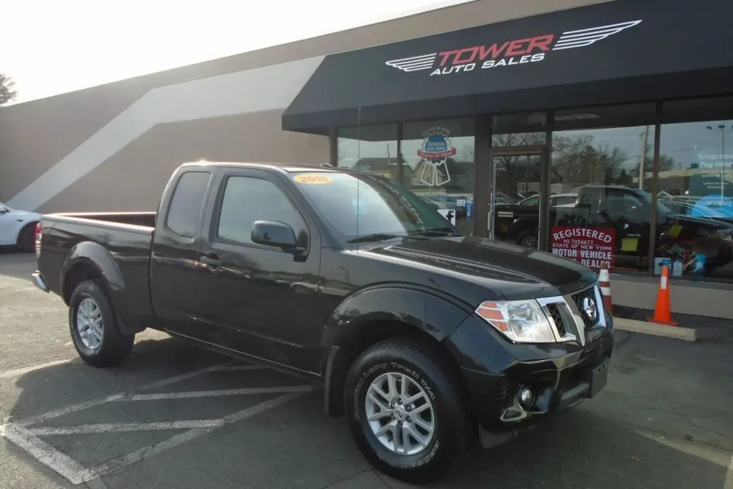 2016 Nissan Frontier PRO-4X photo 1