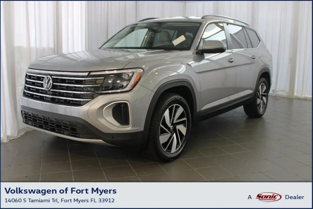 2026 Volkswagen Atlas SE Technology photo 1