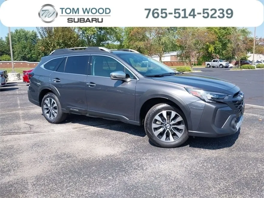 2024 Subaru Outback Touring photo 1
