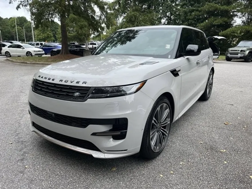 2025 Land Rover Range Rover Sport SE photo 1