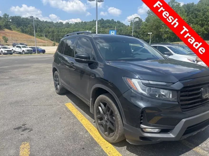 2024 Honda Passport Black Edition photo 1