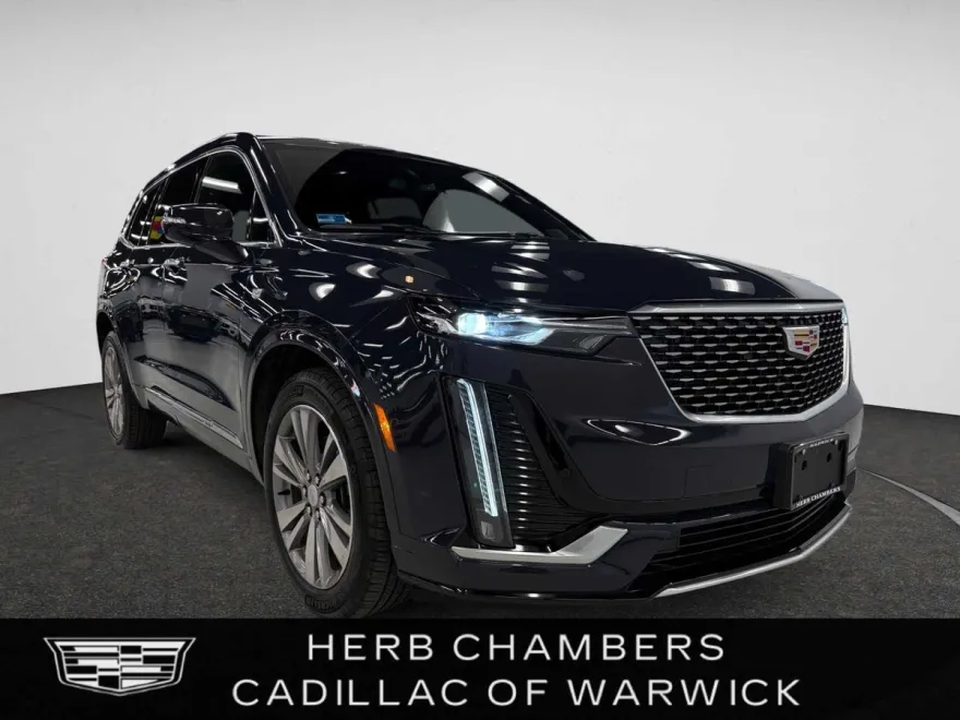2025 Cadillac XT6 Premium Luxury photo 1