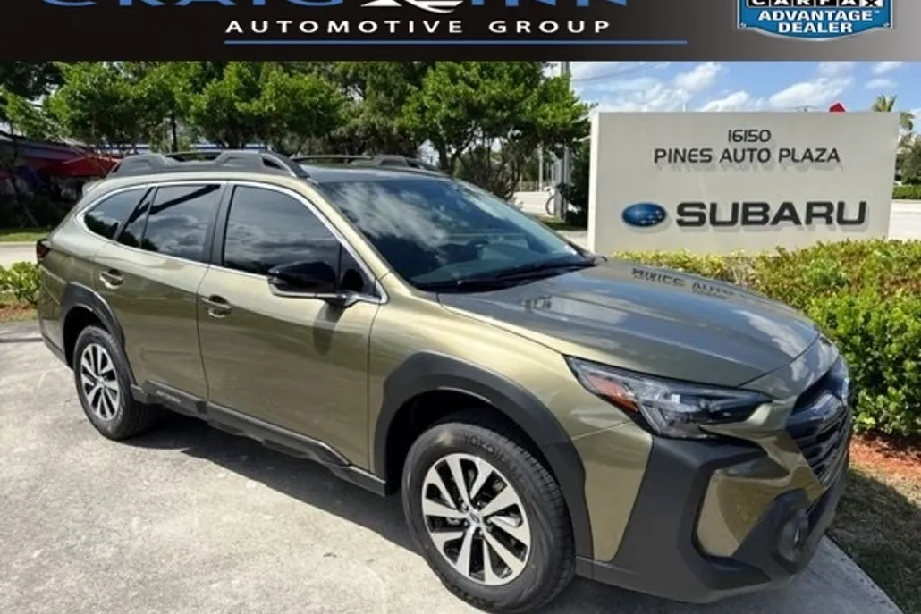 2025 Subaru Outback Premium photo 1