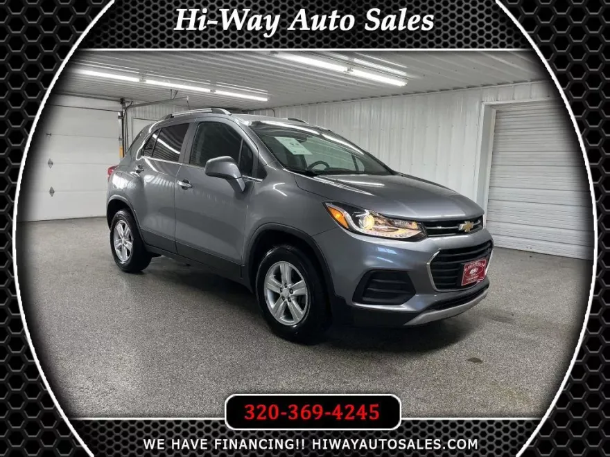 2020 Chevrolet Trax LT photo 1