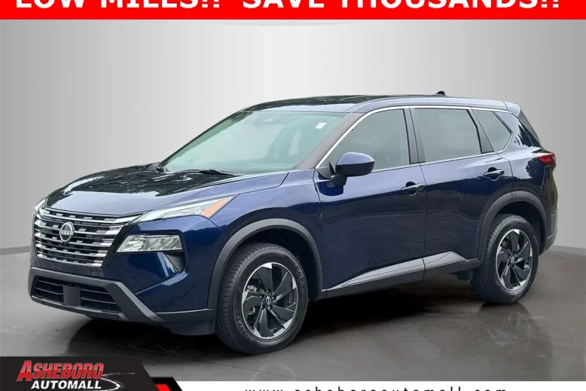 2024 Nissan Rogue SV photo 1
