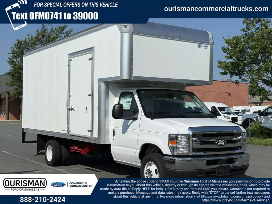 2026 Ford E-450 Cutaway Chassis Cab photo 1
