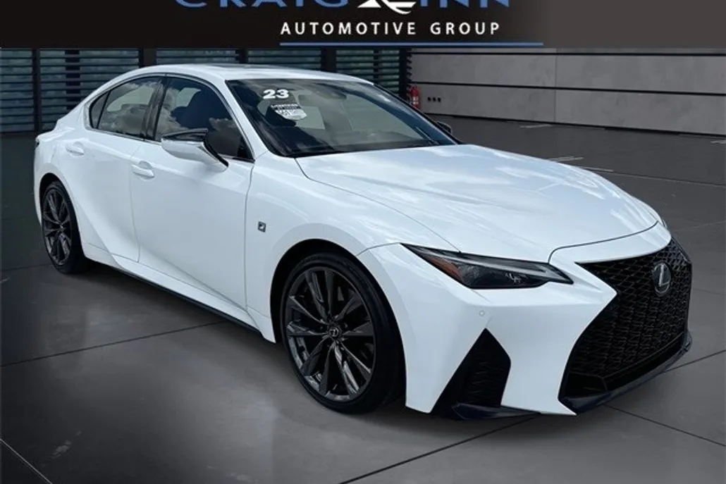 2023 Lexus IS 350 F SPORT photo 1