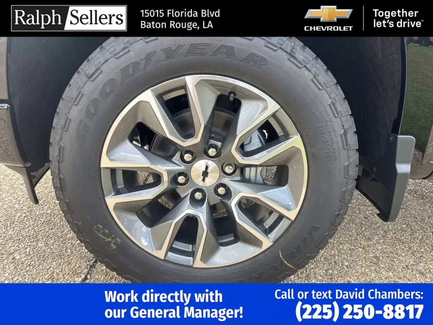 2026 Chevrolet Silverado 1500 RST photo 1