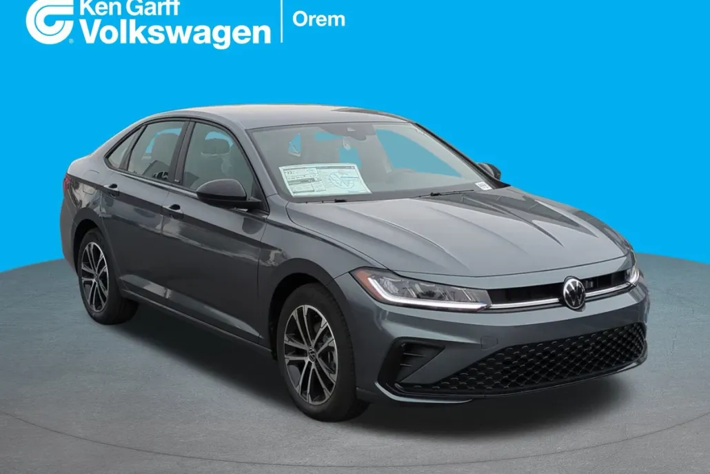 2025 Volkswagen Jetta Sport photo 1