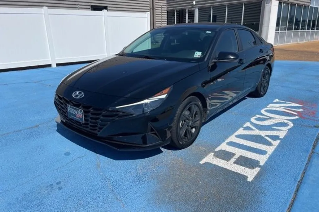 2023 Hyundai Elantra Hybrid Blue photo 1