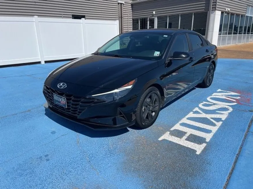 2023 Hyundai Elantra Hybrid Blue photo 1
