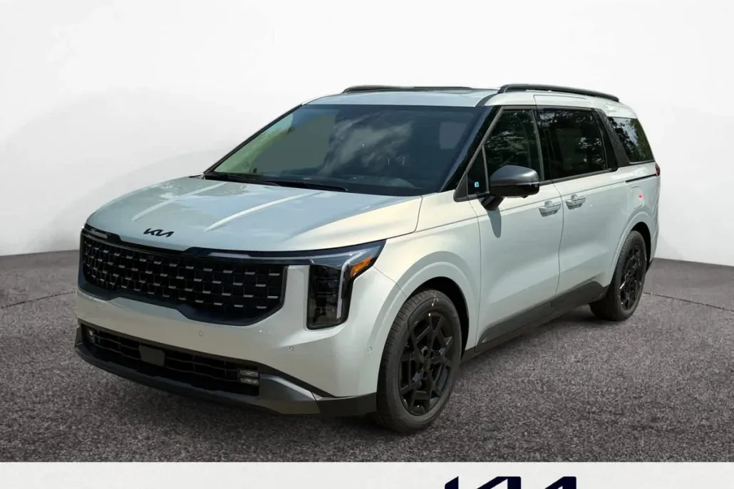 2026 Kia Carnival SX Prestige photo 1