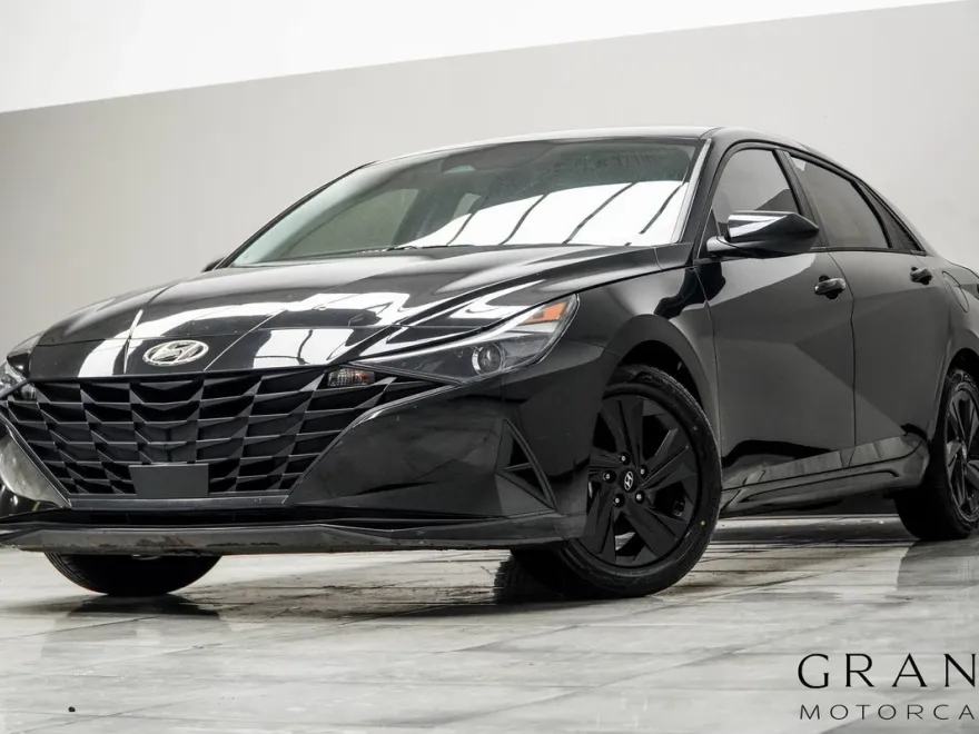 2021 Hyundai Elantra SEL Convenience photo 1