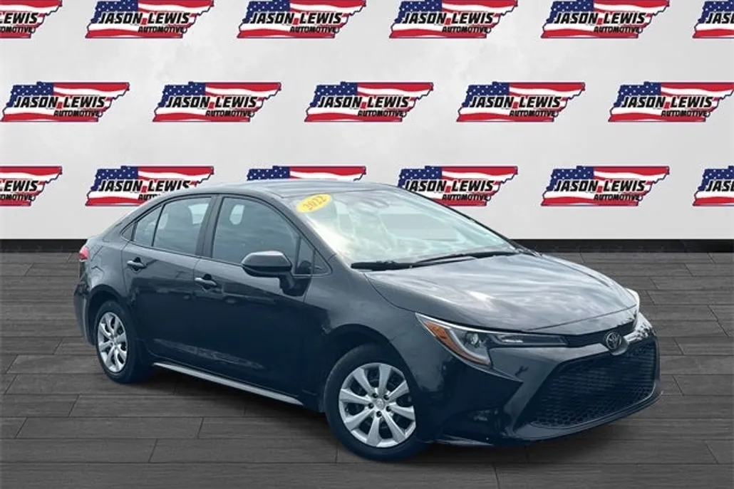 2022 Toyota Corolla LE photo 1