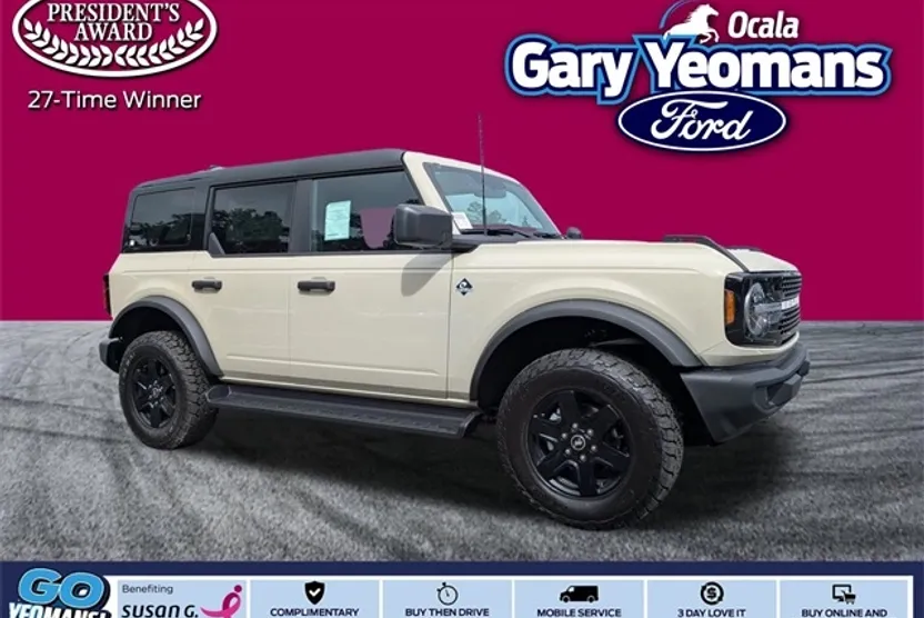 2025 Ford Bronco Outer Banks photo 1