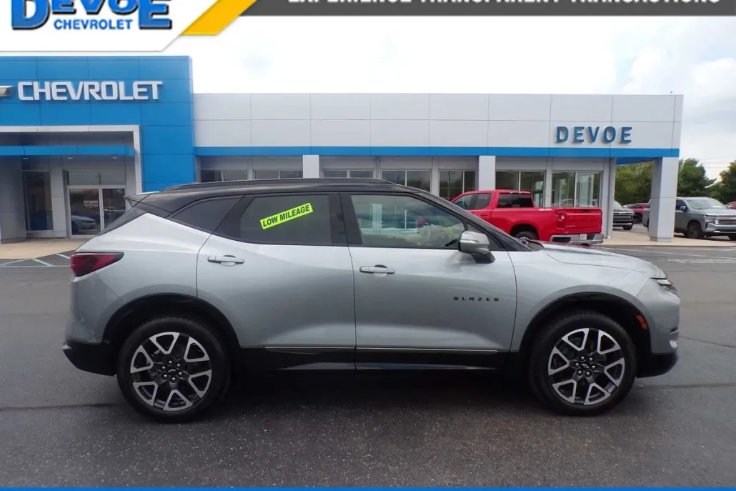 2024 Chevrolet Blazer RS photo 1