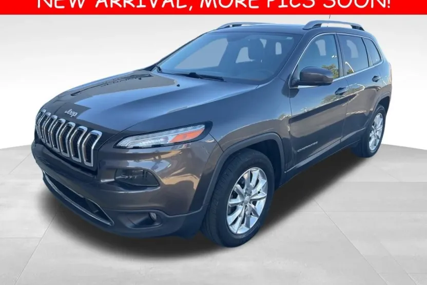 2017 Jeep Cherokee Limited photo 1