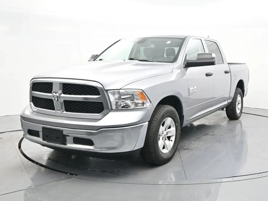 2023 Ram 1500 Classic SLT photo 1