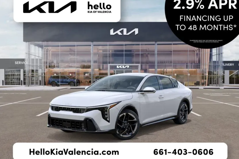 2025 Kia K4 GT-Line photo 1