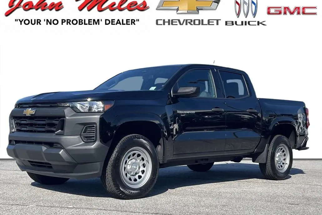 2024 Chevrolet Colorado Work Truck photo 1