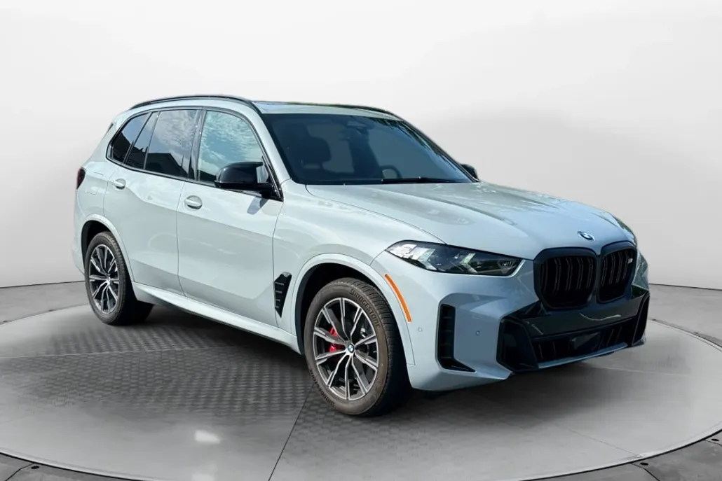 2025 Bmw X5 M60i photo 1